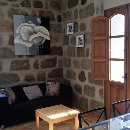 La Casa Vieja Mogan