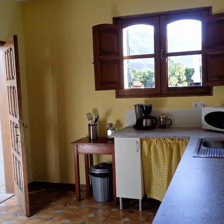 La Casa Vieja Mogan